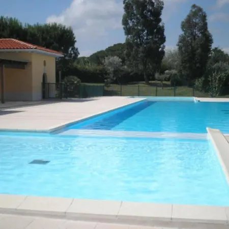 2p Calme Avec Piscine, Terrasse Et Parking - - Fr-1-226a-78 * Fréjus