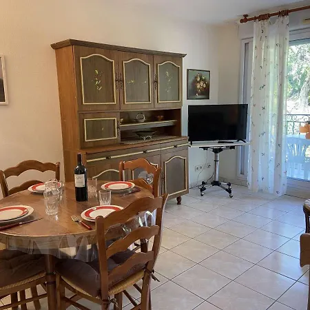 2p Calme Avec Piscine, Terrasse Et Parking - - Fr-1-226a-78 Fréjus